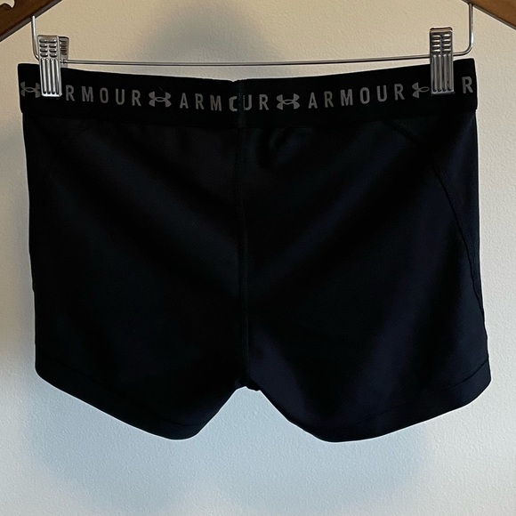 Under armour shorts - Picture 2 of 4